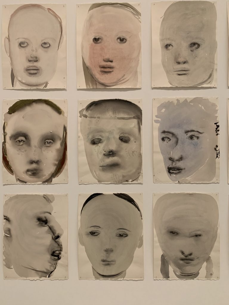 מרלן דומא בתצוגת האוסף מומה